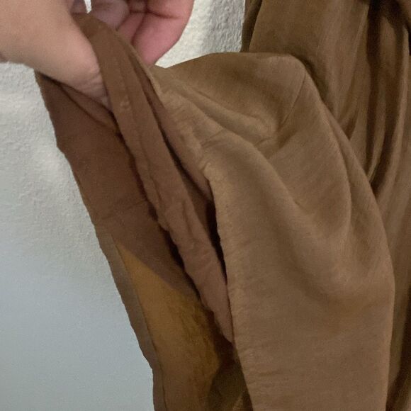 VICI- Tan off the shoulder romper- Size Small - Picture 7 of 11